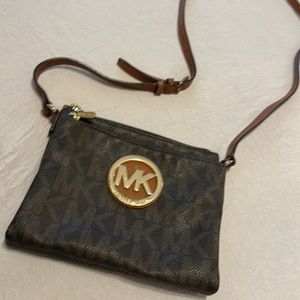 Michael kors satchel
